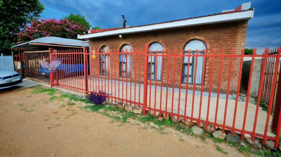 2 Bedroom Property for Sale in Heidedal Free State